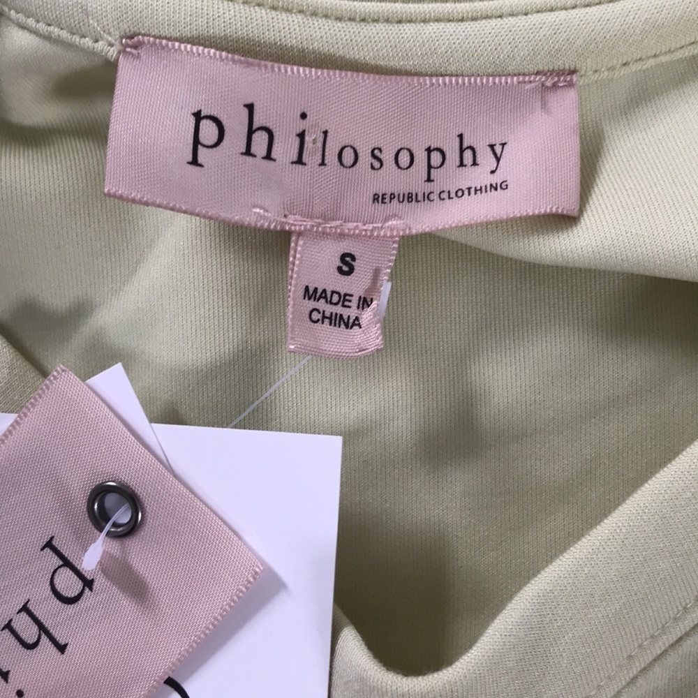 PHILOSOPHY Light Green Short Sleeve Sweater Size Small - Picture 7 of 10